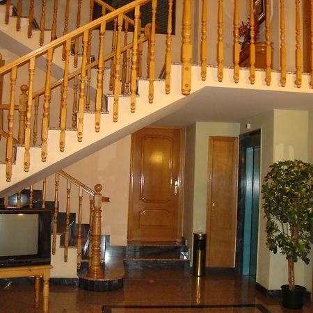 בנאוונטה Hostal Universal מראה חיצוני תמונה