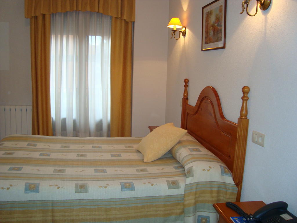 בנאוונטה Hostal Universal חדר תמונה